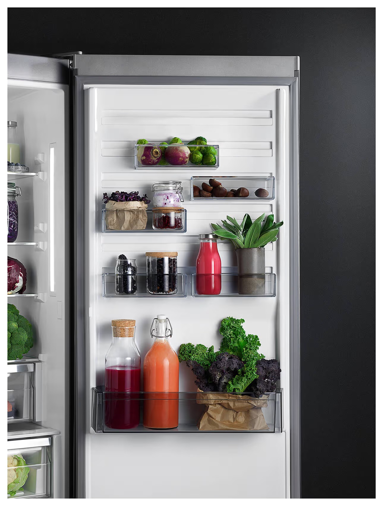 Réfrigérateur AEG AC3801 389.0 L à droiteréversible (7)